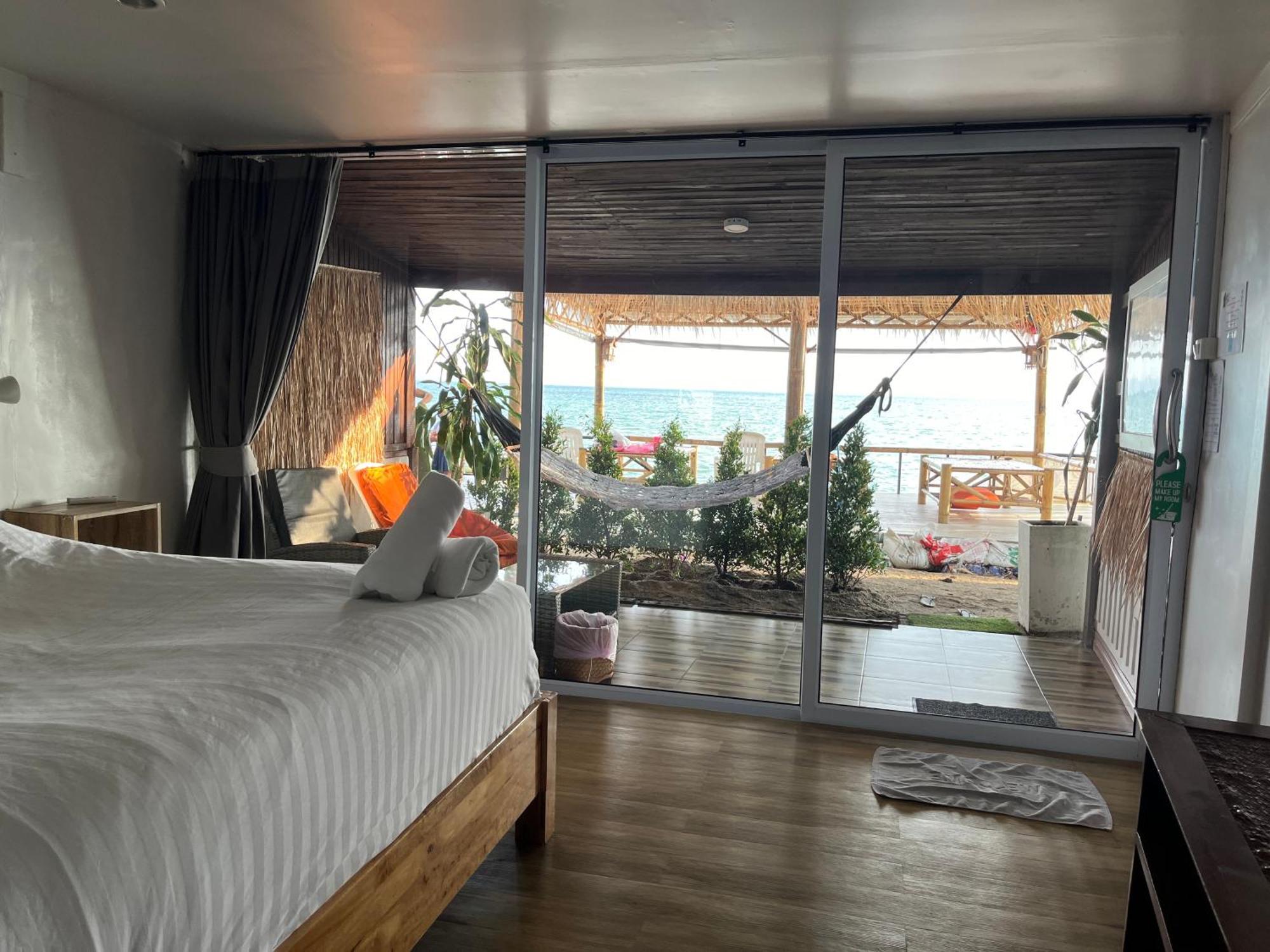 Namthip Homebeach Baan Tai Exteriör bild