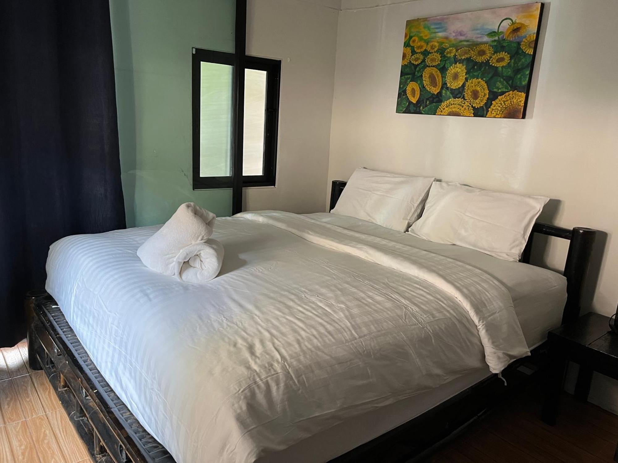 Namthip Homebeach Baan Tai Exteriör bild