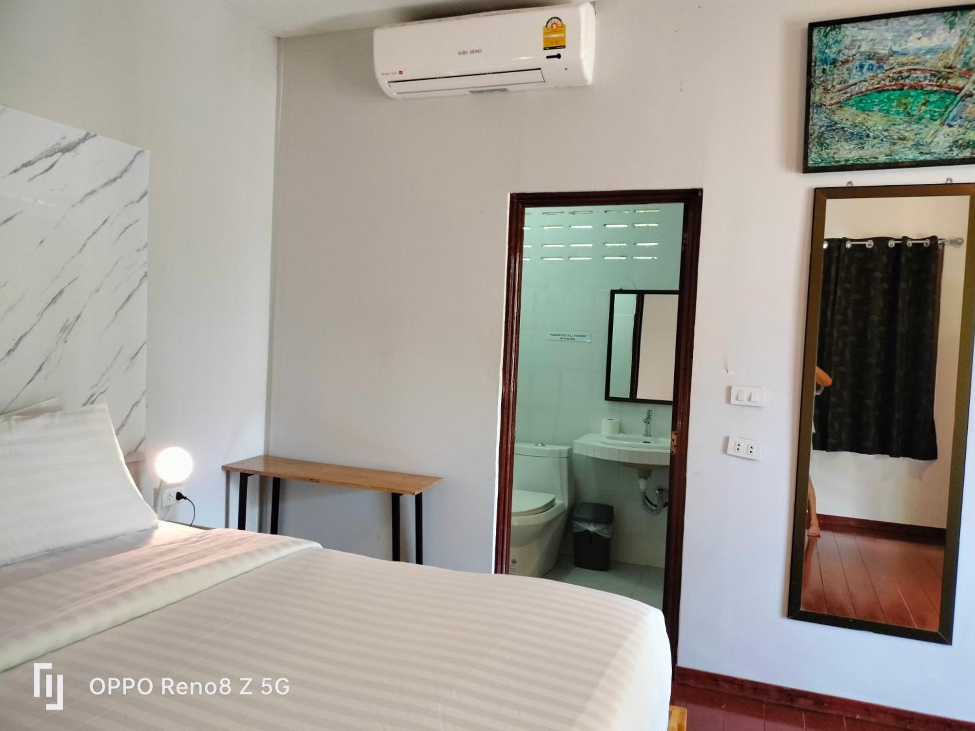 Namthip Homebeach Baan Tai Rum bild