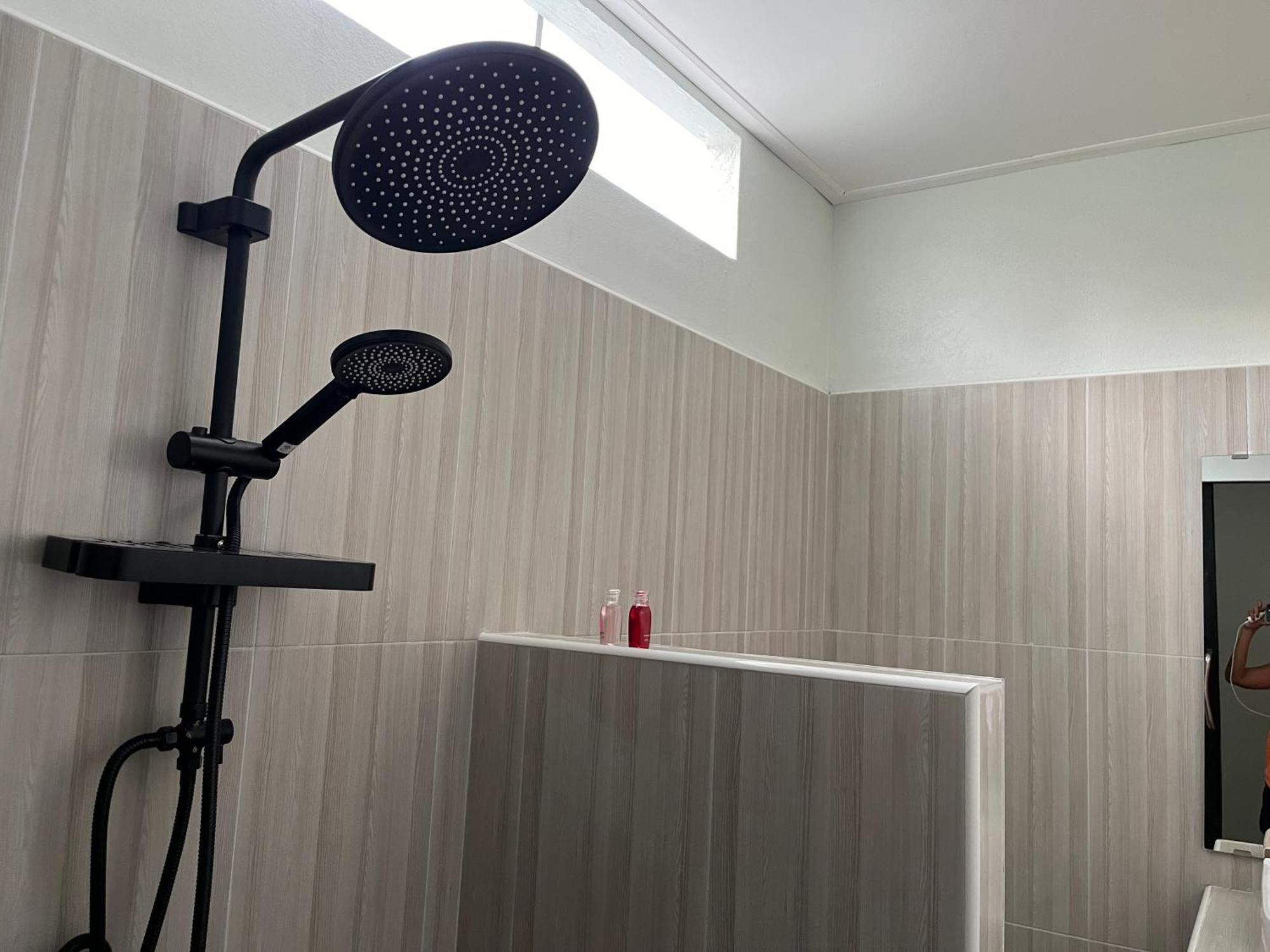 Namthip Homebeach Baan Tai Exteriör bild